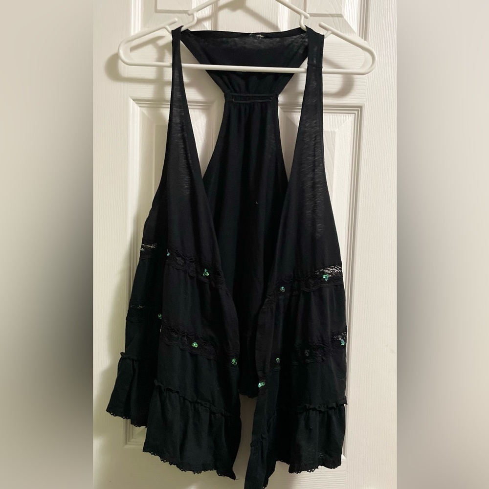 Sleeveless coverup
